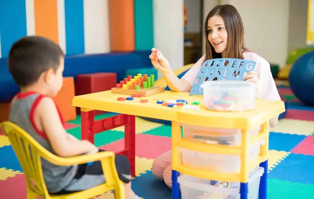 Οι συμμετέχοντες στο online σεμινάριο: Ειδική Αγωγή και Ενταξιακή Εκπαίδευση αποκτούν συνολική και σύγχρονη εικόνα για τις αρχές της ειδικής αγωγής και της ενταξιακής φιλοσοφίας, ενισχύοντας τις γνώσεις και την ευαισθητοποίησή τους σε θέματα ποικιλίας μαθησιακών αναγκών.